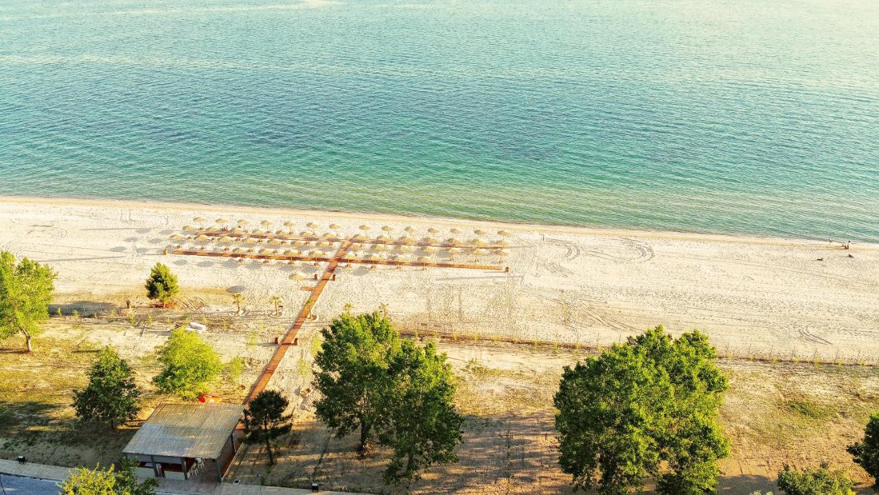 Mareleon Camping Ofrinion Ngoại thất bức ảnh
