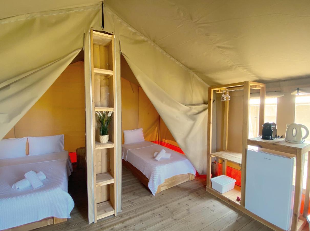 Mareleon Camping Ofrinion Ngoại thất bức ảnh