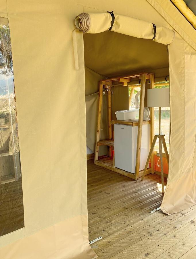 Mareleon Camping Ofrinion Ngoại thất bức ảnh